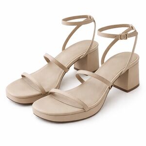 BCBGeneration Lissena Sandals 11 Tan Block Heel Platform Strappy Brand NEW